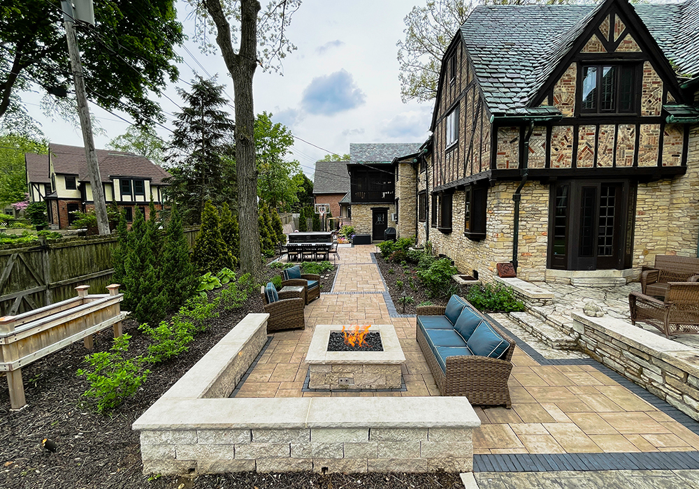 Backyard patio with fire pit